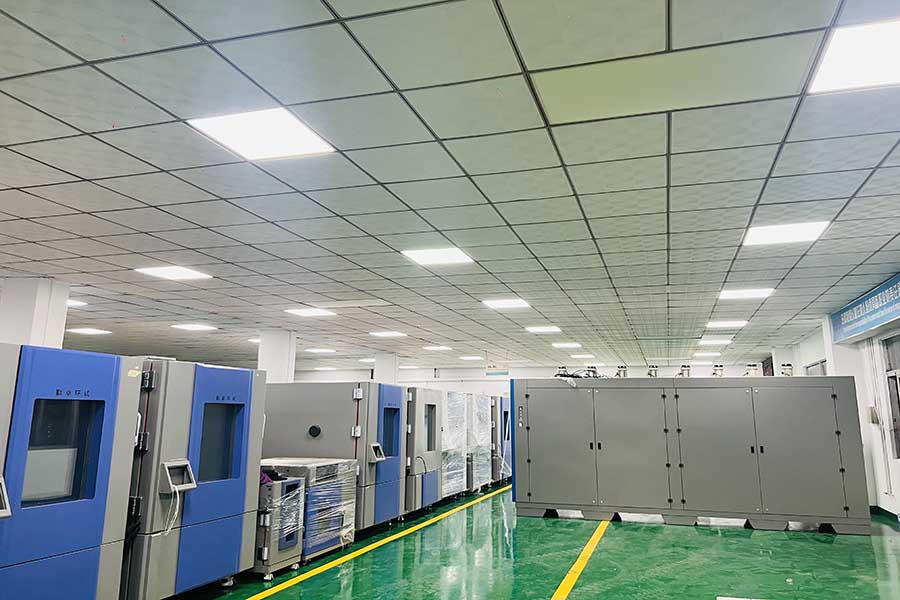 （汽車新能源）步入式（shì）高低溫老化房