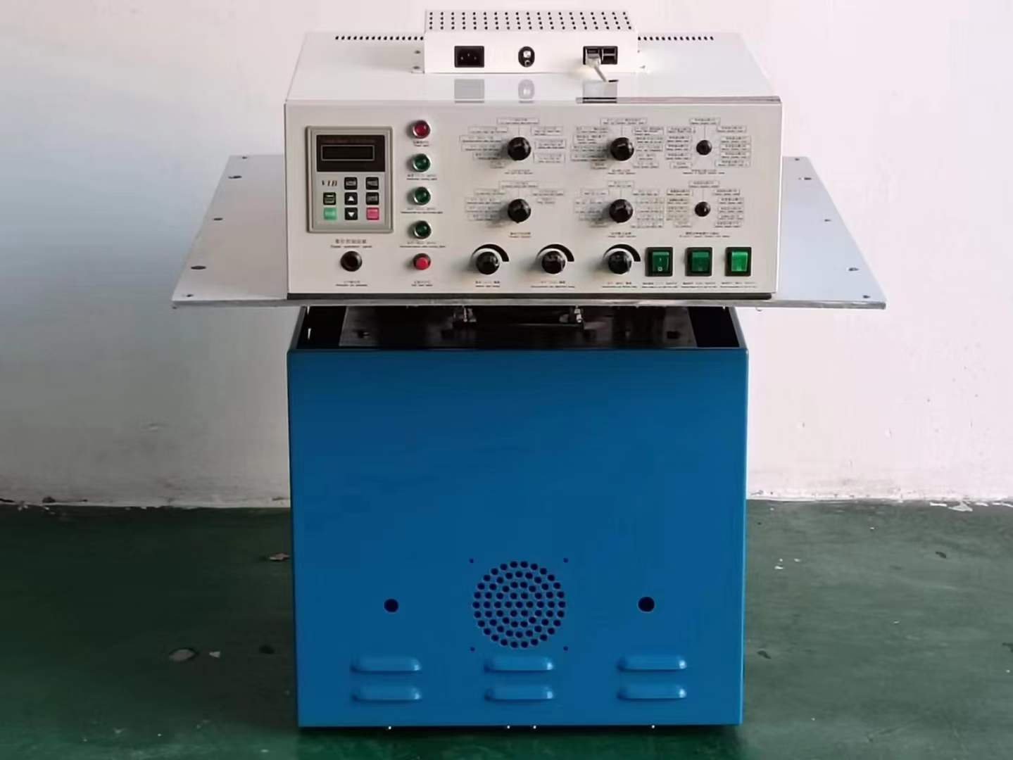 機械式振動台